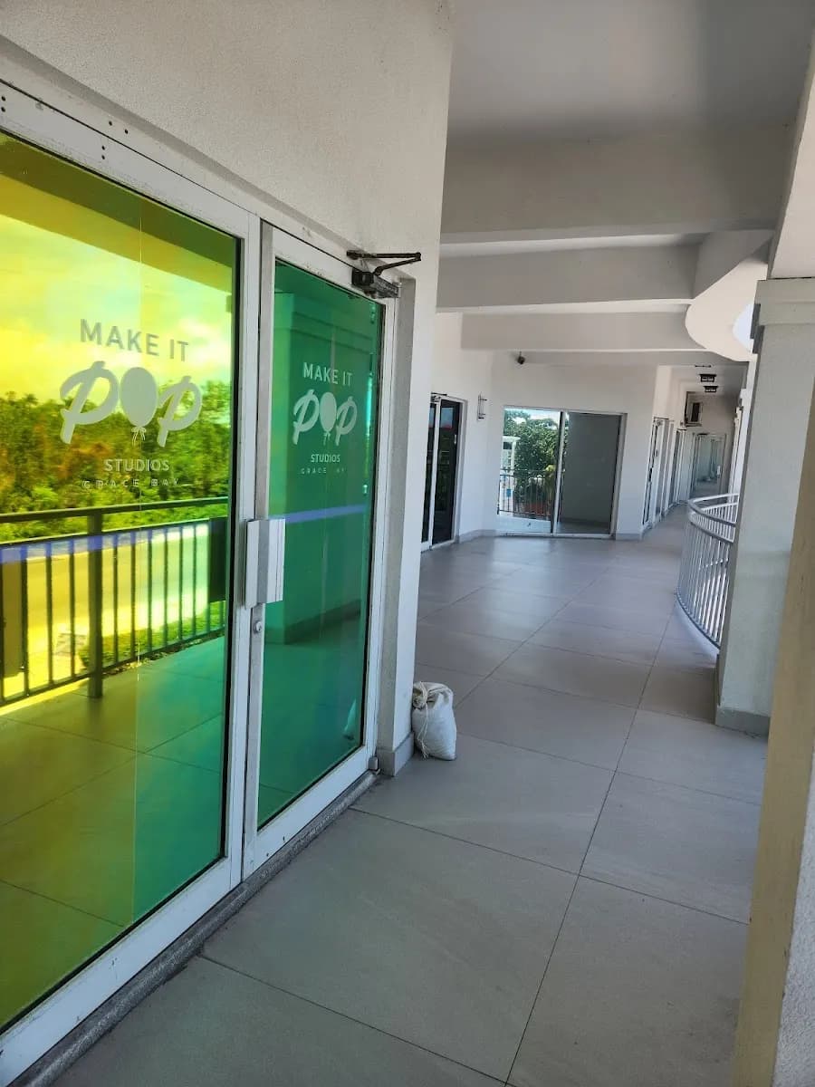 Make It Pop Studios Gracebay
